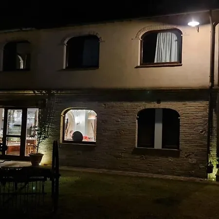 Casale Sul Clitunno Κατάλυμα σε φάρμα Φολίνιο