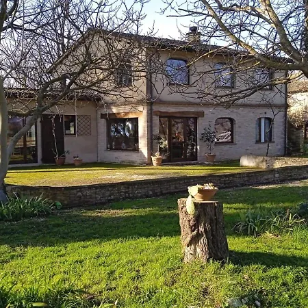 Casale Sul Clitunno Farma